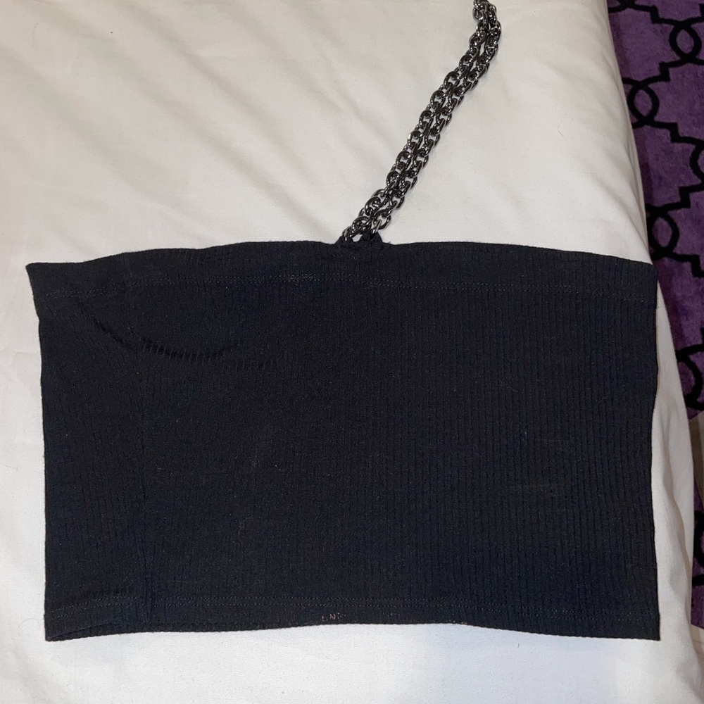 Emma and sam chain crop top